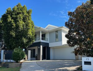 modern exterior paint colour scheme for houses, best colour combination for house exterior, house colour schemes exterior, best contemporary exterior colour schemes for north lakes homes